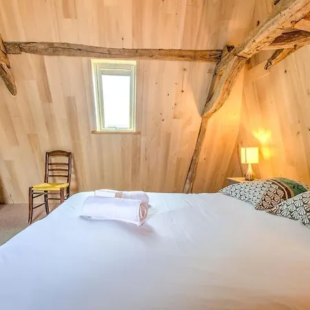 Maison Du Marmiton Charme, Nature, Piscine 펜션 Eyliac